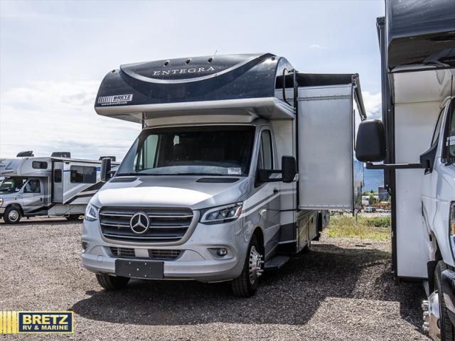 2025 Mercedes-Benz Sprinter 3500XD Chassis Standard Roof 4-Cyl Diesel HO