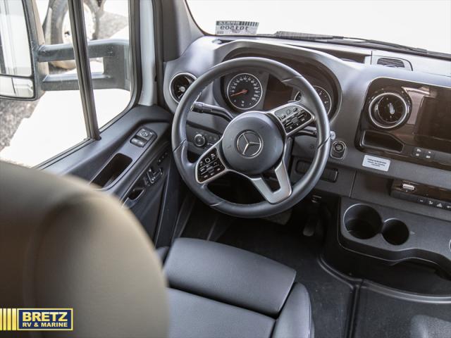 2025 Mercedes-Benz Sprinter 3500XD Chassis Standard Roof 4-Cyl Diesel HO