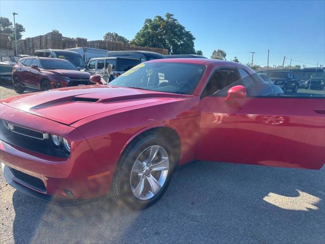 2015 Dodge Challenger SXT