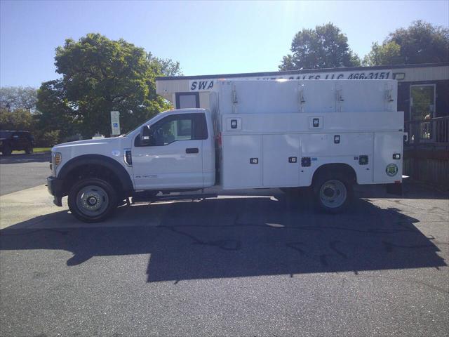 2019 Ford F-550 4X4 2dr Regular Cab 145.3 205.3 in. WB