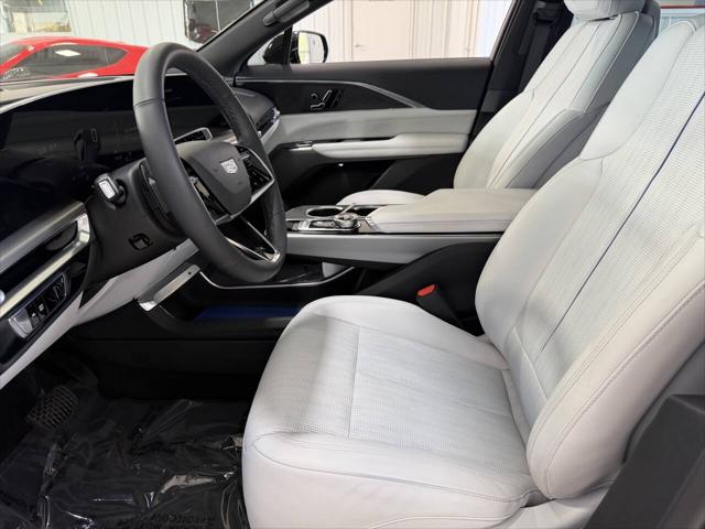 2024 Cadillac iQ Luxury w/1SC