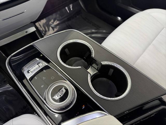 2024 Cadillac iQ Luxury w/1SC