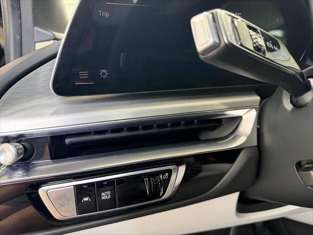 2024 Cadillac iQ Luxury w/1SC