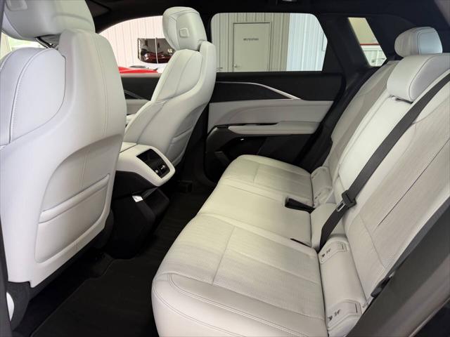 2024 Cadillac iQ Luxury w/1SC