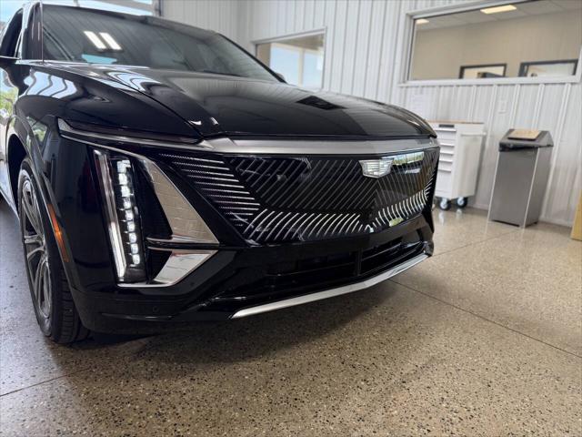 2024 Cadillac iQ Luxury w/1SC