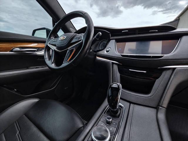 2020 Cadillac XT5 Premium Luxury