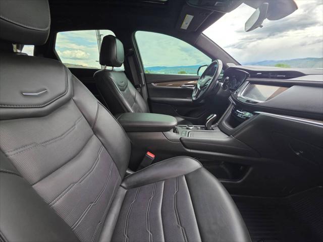 2020 Cadillac XT5 Premium Luxury