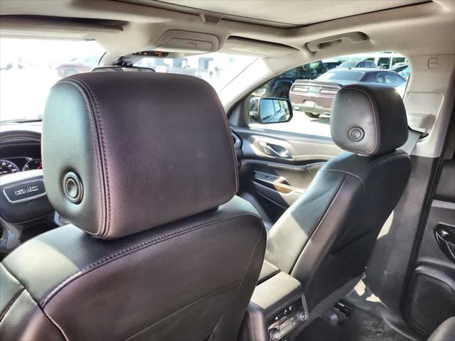 2021 GMC Acadia AWD AT4