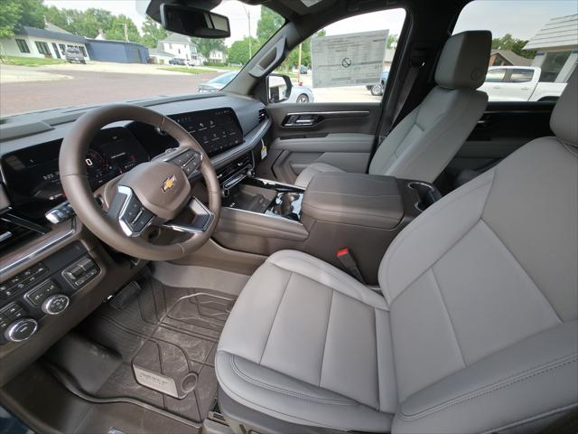 2026 Chevrolet Suburban LT, 4WD