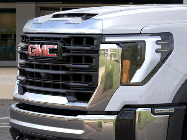 2026 GMC Sierra 3500HD Crew Cab, Long Bed, Pro, 4WD