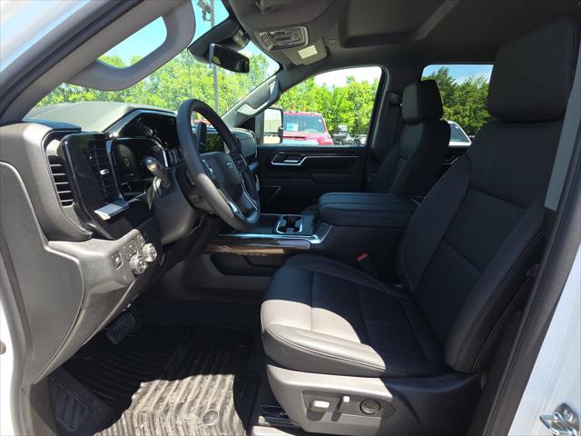 2026 Chevrolet Silverado 2500HD Crew Cab, Standard Bed, LT, 4WD