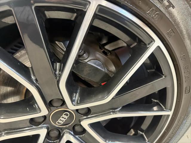 2023 Audi SQ5 Premium Plus TFSI quattro Tiptronic