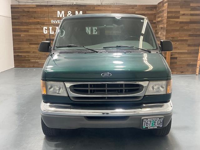 2001 Ford E-350 Super Duty XLT