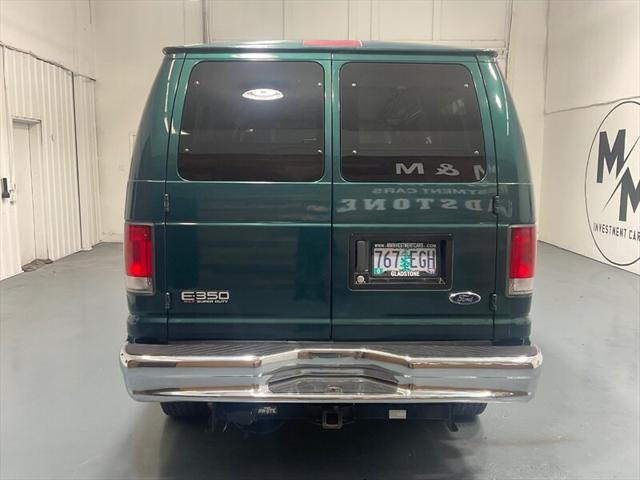 2001 Ford E-350 Super Duty XLT