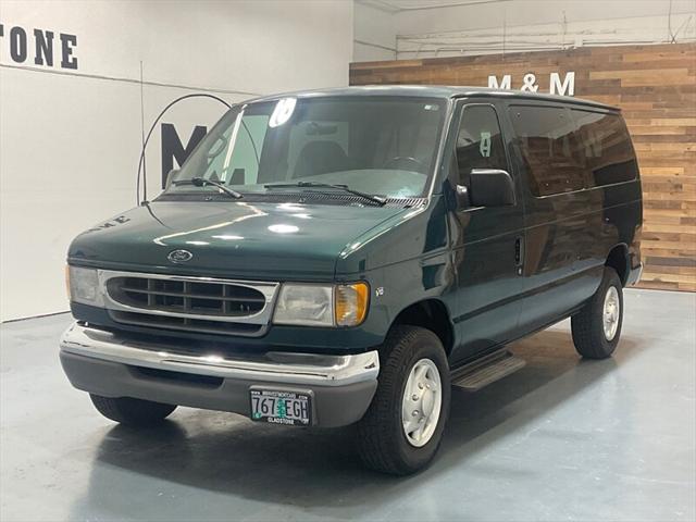 2001 Ford E-350 Super Duty XLT