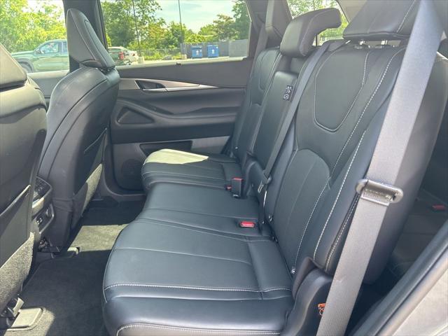 2023 INFINITI QX60 LUXE AWD