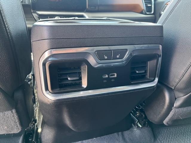 2023 GMC Sierra 1500 4WD Crew Cab Short Box Denali