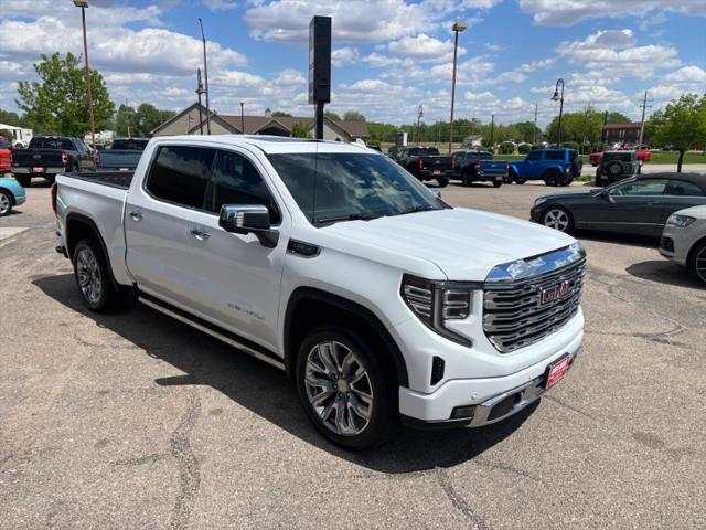 2023 GMC Sierra 1500 4WD Crew Cab Short Box Denali