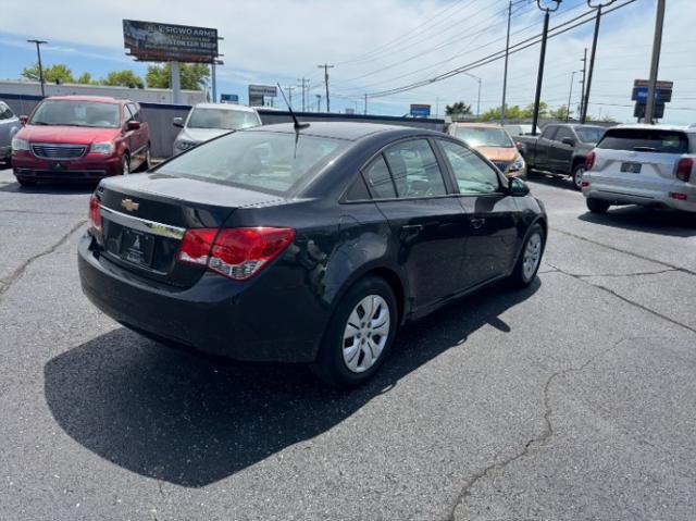 2013 Chevrolet Cruze LS Auto