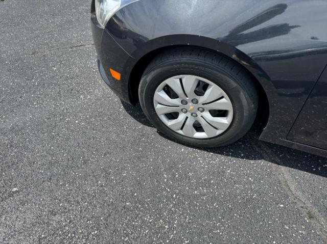 2013 Chevrolet Cruze LS Auto