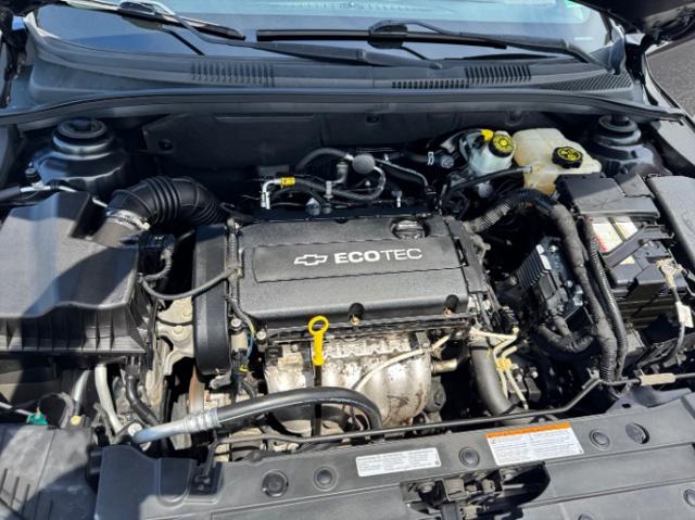 2013 Chevrolet Cruze LS Auto