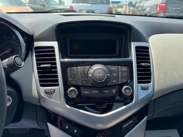2013 Chevrolet Cruze LS Auto