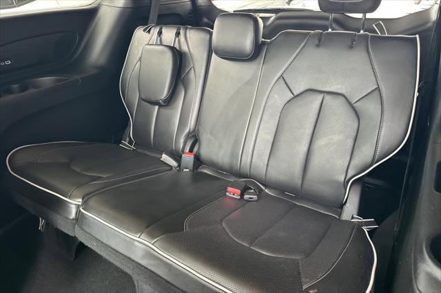 2023 Chrysler Pacifica Hybrid Limited