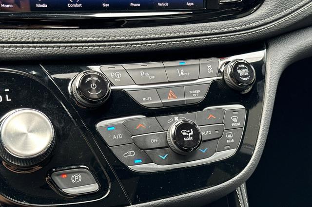 2023 Chrysler Pacifica Hybrid Limited