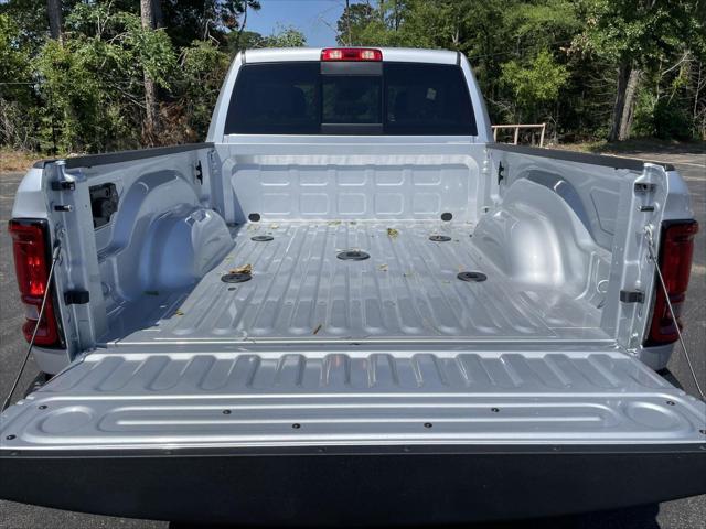 2026 Ram 2500 Tradesman Crew Cab 4x4 64 Box
