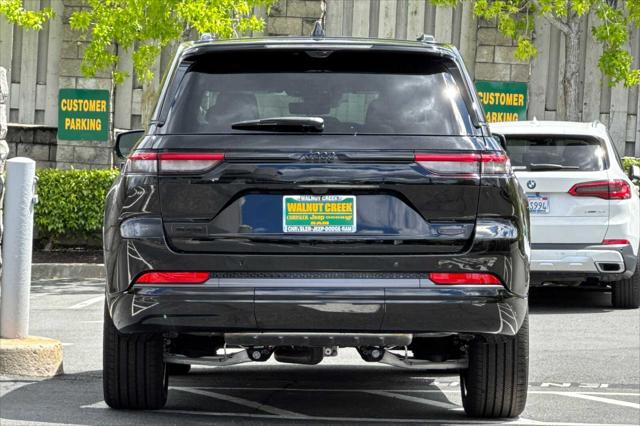 2026 Jeep Grand Cherokee Summit 4x4