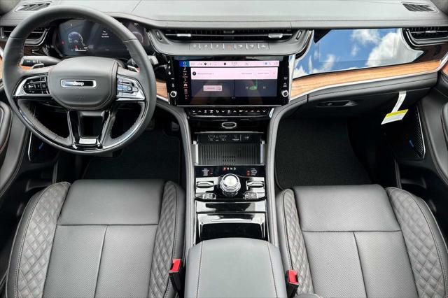 2026 Jeep Grand Cherokee Summit 4x4