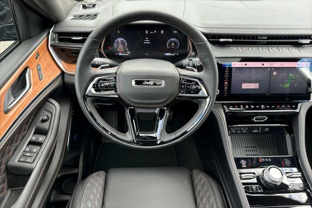 2026 Jeep Grand Cherokee Summit 4x4