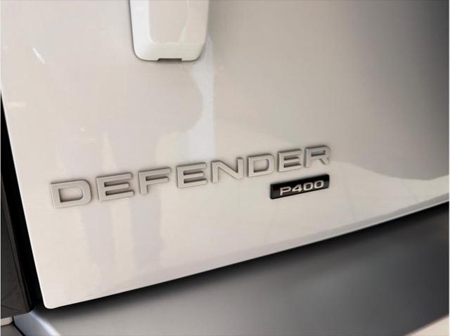 2023 Land Rover Defender 130 SE