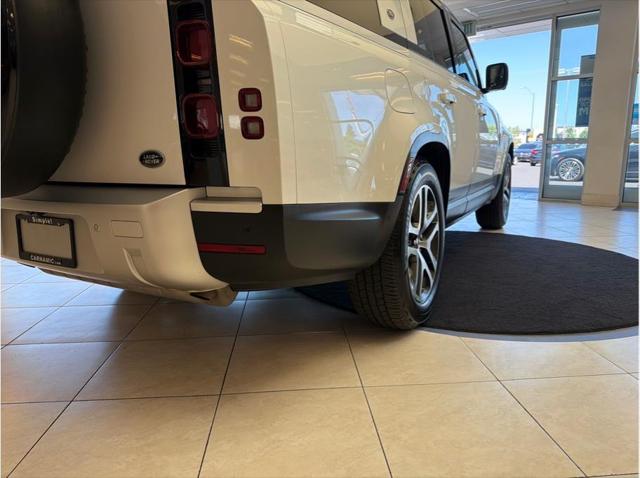 2023 Land Rover Defender 130 SE