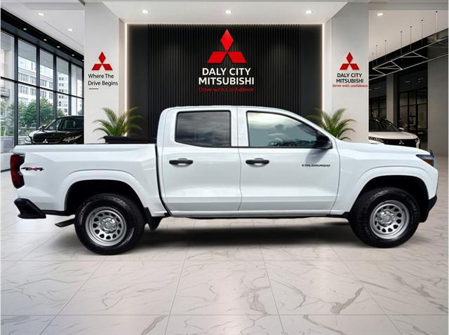 2023 Chevrolet Colorado 4WD Crew Cab Short Box WT
