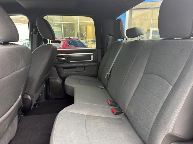 2024 Ram 1500 Classic Warlock Crew Cab 4x2 5'7" Box