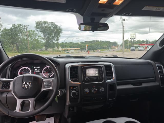 2024 Ram 1500 Classic Warlock Crew Cab 4x2 5'7" Box