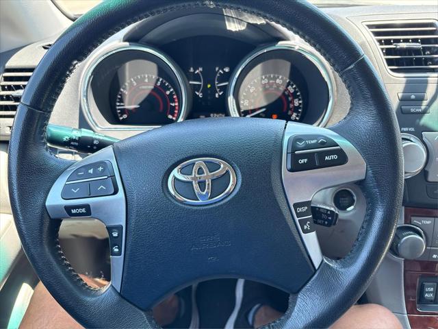 2011 Toyota Highlander Limited V6
