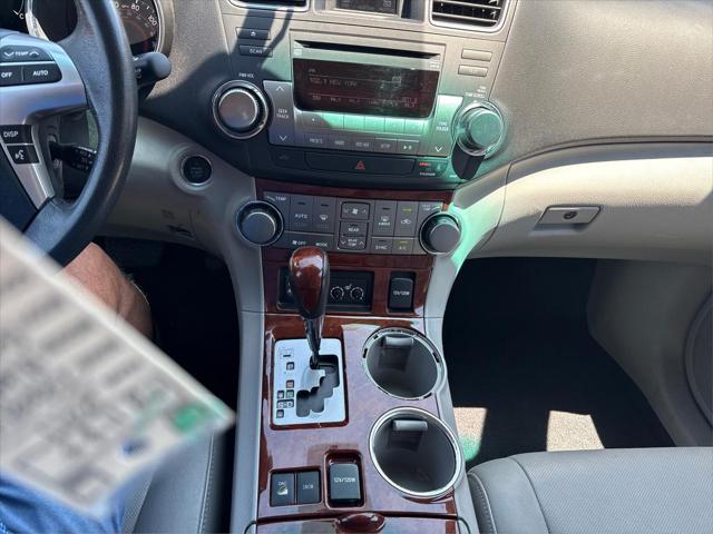 2011 Toyota Highlander Limited V6