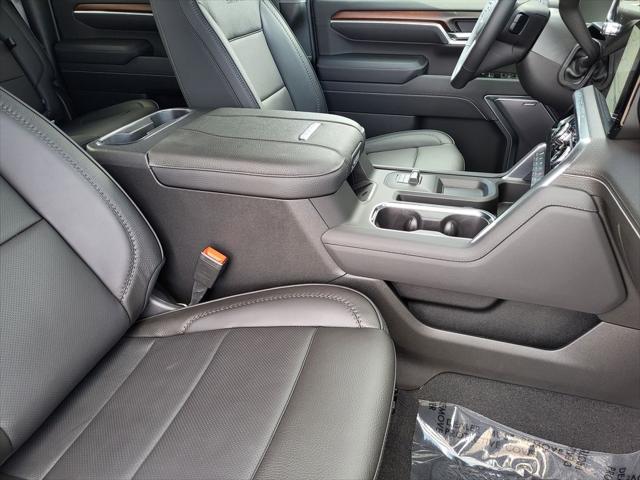 2026 GMC Sierra 2500HD Crew Cab, Standard Bed, Denali, 4WD