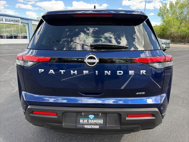 2025 Nissan Pathfinder SV 4WD
