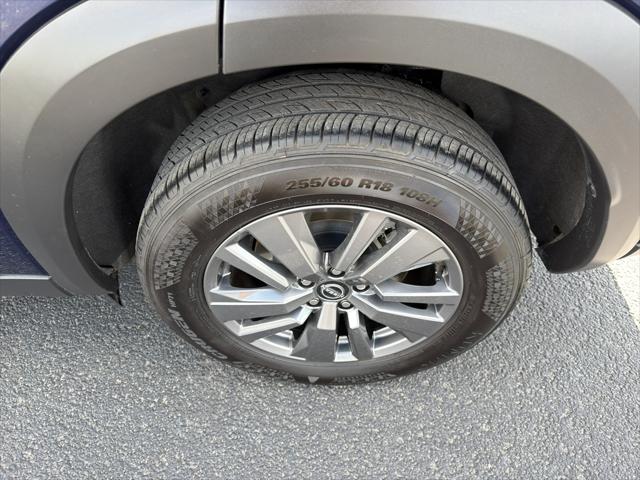 2025 Nissan Pathfinder SV 4WD
