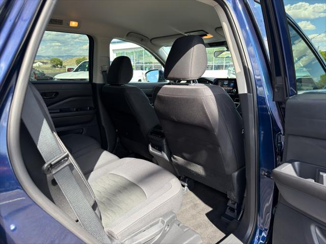 2025 Nissan Pathfinder SV 4WD