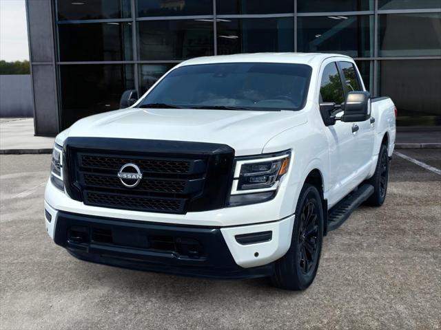 2023 Nissan Titan Crew Cab SV 4x4