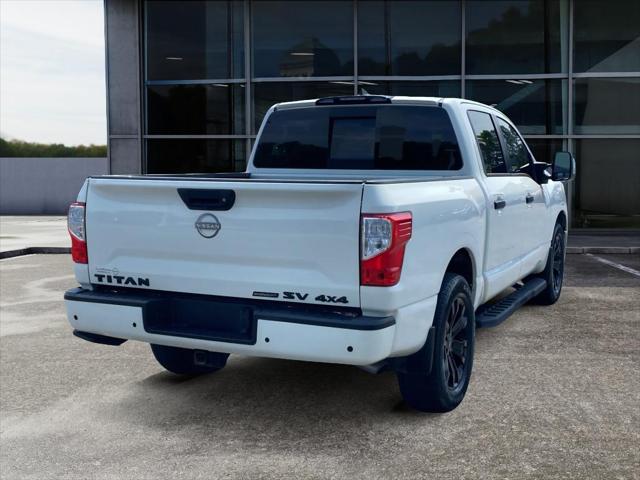 2023 Nissan Titan Crew Cab SV 4x4