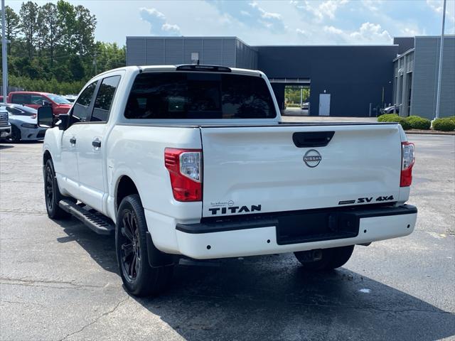 2023 Nissan Titan Crew Cab SV 4x4