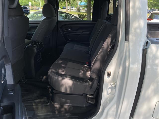 2023 Nissan Titan Crew Cab SV 4x4