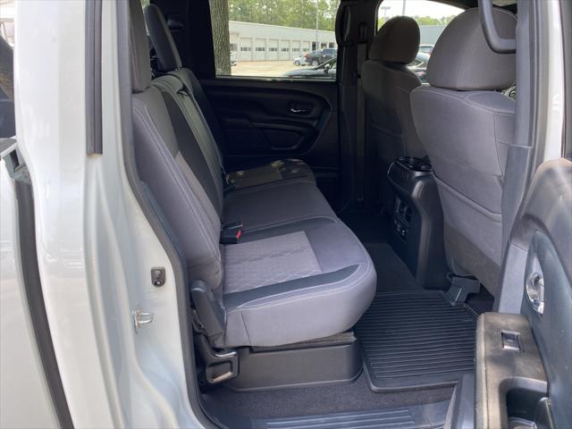 2023 Nissan Titan Crew Cab SV 4x4