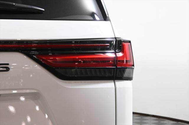 2026 Lexus LX F SPORT Handling