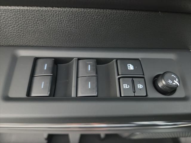 2026 Toyota Tundra SR5 CrewMax 5.5' Bed